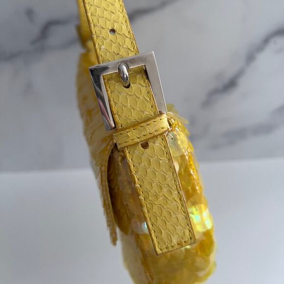 Vintage Fendi Yellow sequin Baguette - Picture 7 of 12